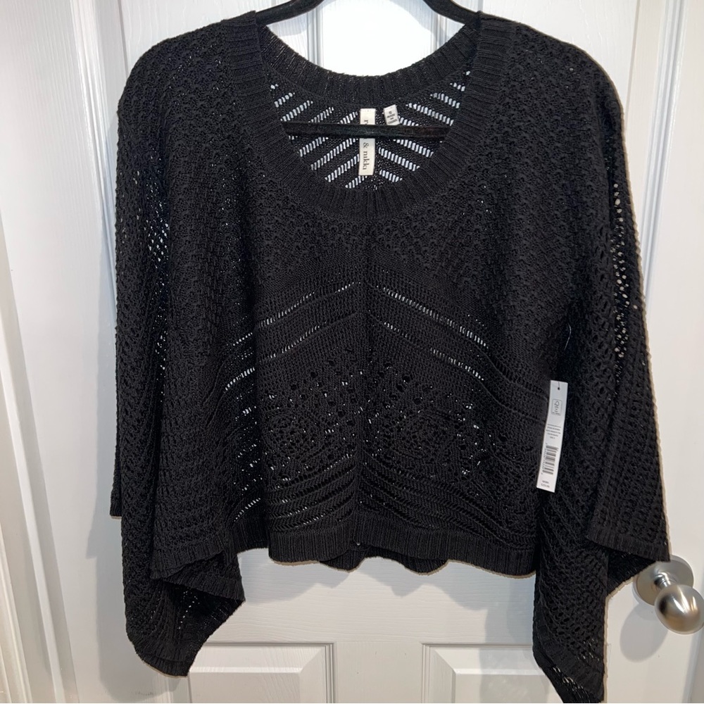 NWT Robbie & Nikki Black Knit Crochet Top